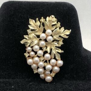 Vintage Mid-Century Amber Aurora Borealis Spray Brooch Pearl Flower Gold-Tone